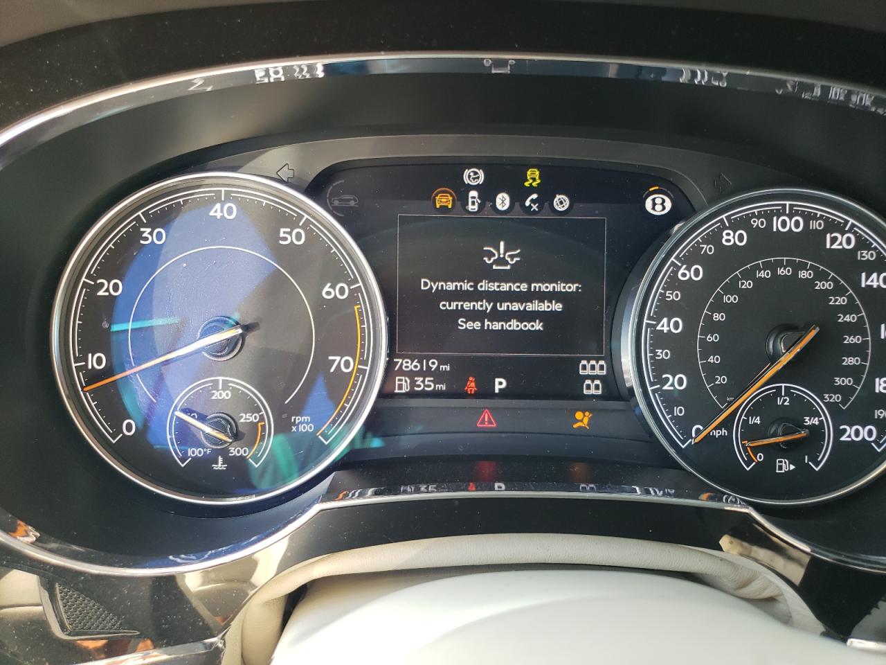 2018 Bentley Bentayga VIN SJAAC4ZV9JC020797 Copart auction photo, rear end damage thumbnail 9