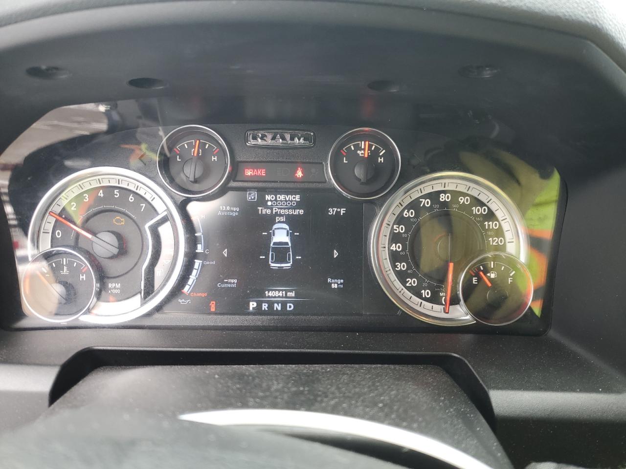 2017 RAM 1500 VIN 1C6RR7LT4HS563877 Copart auction photo, front end / minor dent/scratches damage thumbnail 9