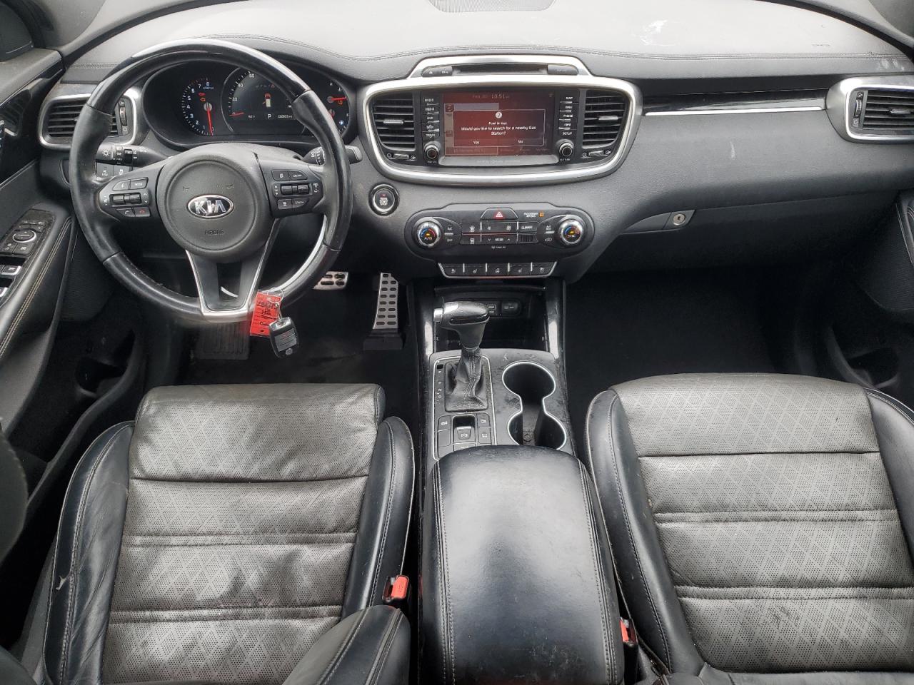 2017 KIA Sorento VIN 5XYPK4A58HG281643 Copart auction photo, mechanical / side damage thumbnail 10