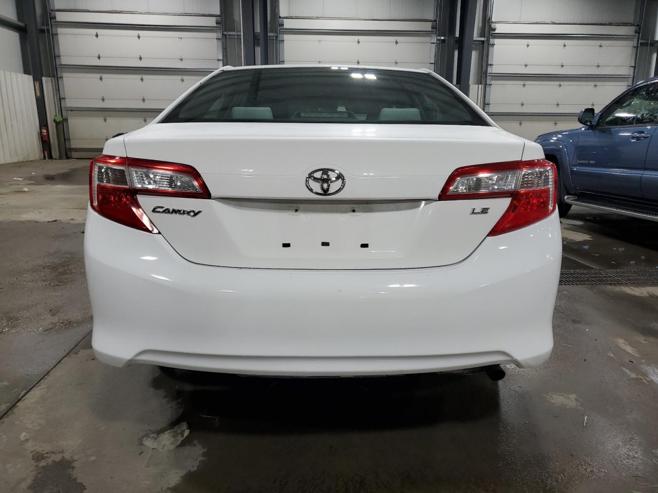 2014 Toyota Camry VIN 4T4BF1FK9ER348600 Copart auction photo, front end damage thumbnail 6