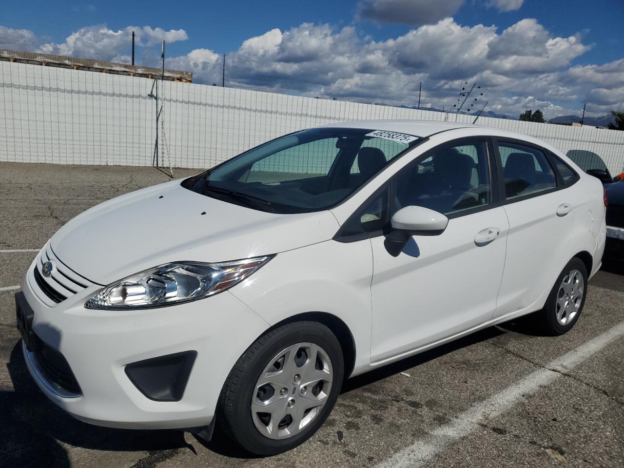 2011 Ford Fiesta VIN 3FADP4AJ4BM132700 - Copart auction photo