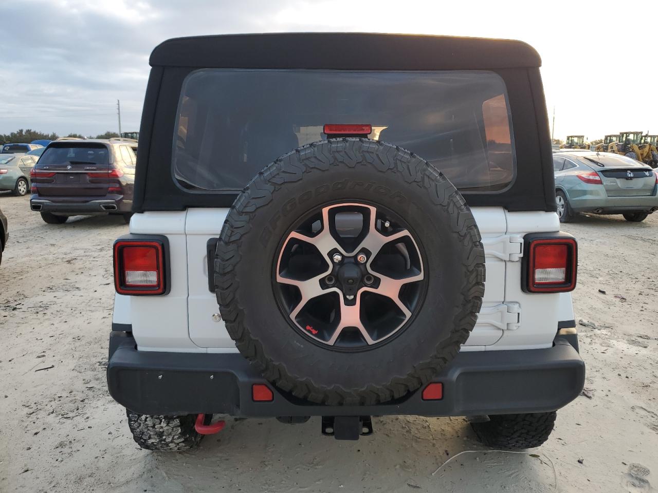 2018 Jeep Wrangler VIN 1C4HJXFG5JW113616 Copart auction photo, water/flood damage thumbnail 6