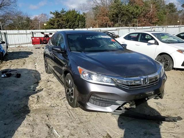 2017 Honda Accord VIN 1HGCR2F35HA225098 Copart auction photo, front end / minor dent/scratches damage thumbnail 11