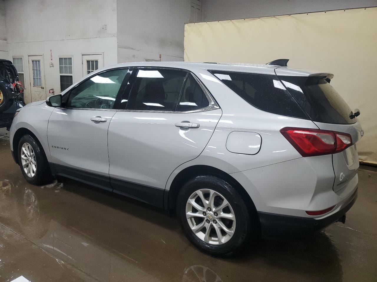 2018 Chevrolet Equinox VIN 2GNAXJEV9J6224829 Copart auction photo, front end / side damage thumbnail 2