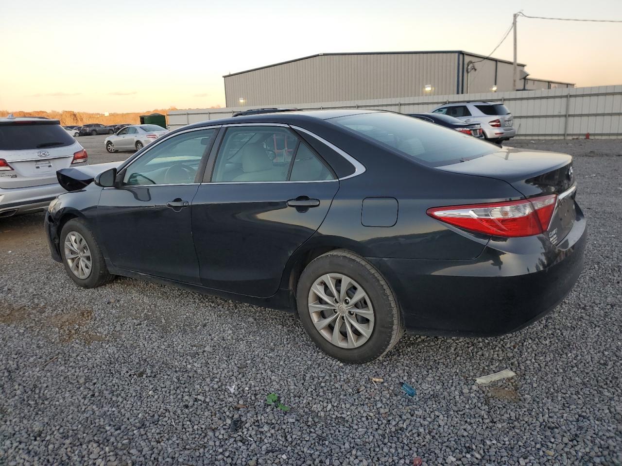 2016 Toyota Camry VIN 4T1BF1FK8GU179196 Copart auction photo, front end / minor dent/scratches damage thumbnail 2