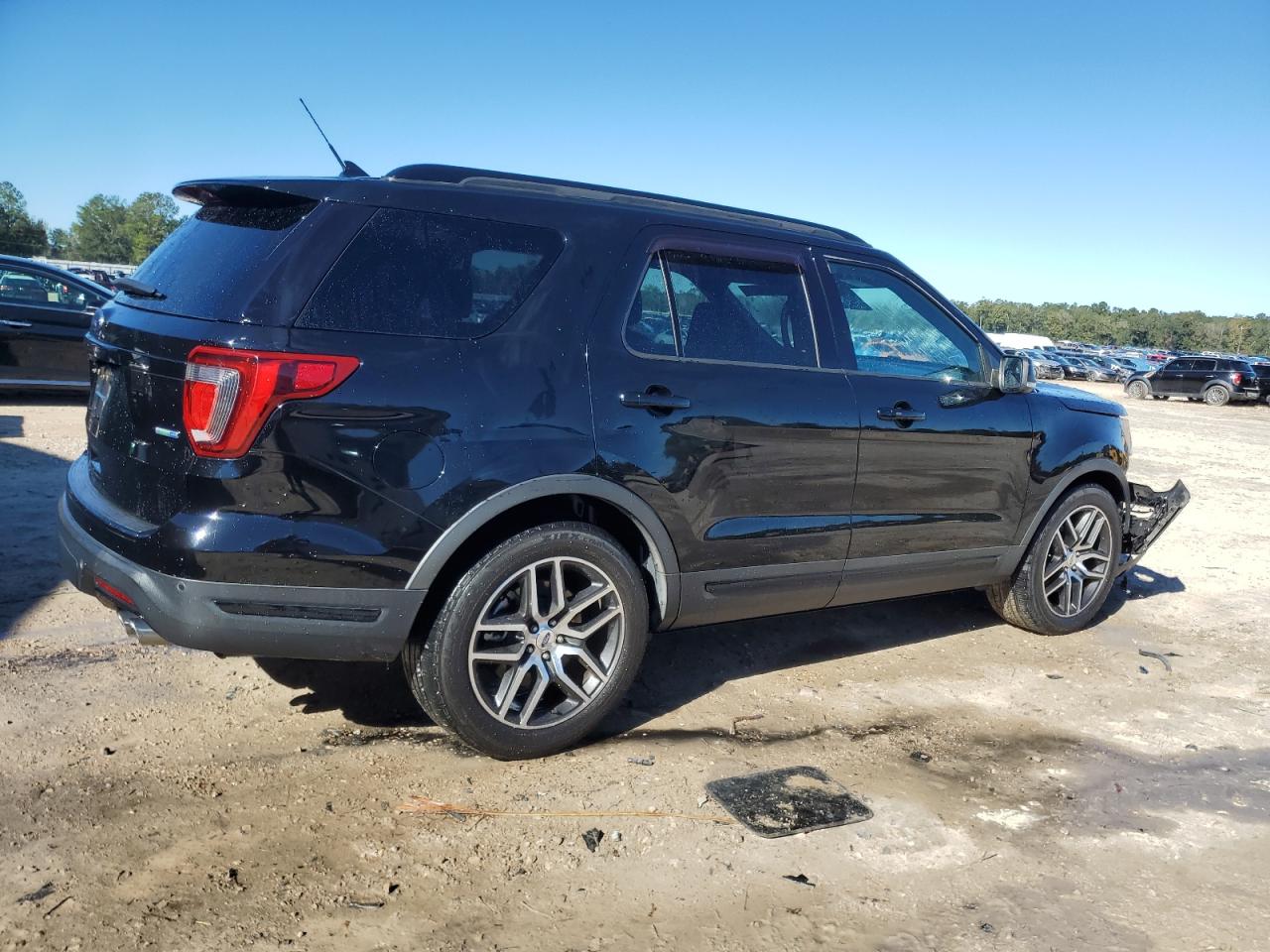 2018 Ford Explorer VIN 1FM5K8GTXJGC11869 Copart auction photo, front end damage thumbnail 3