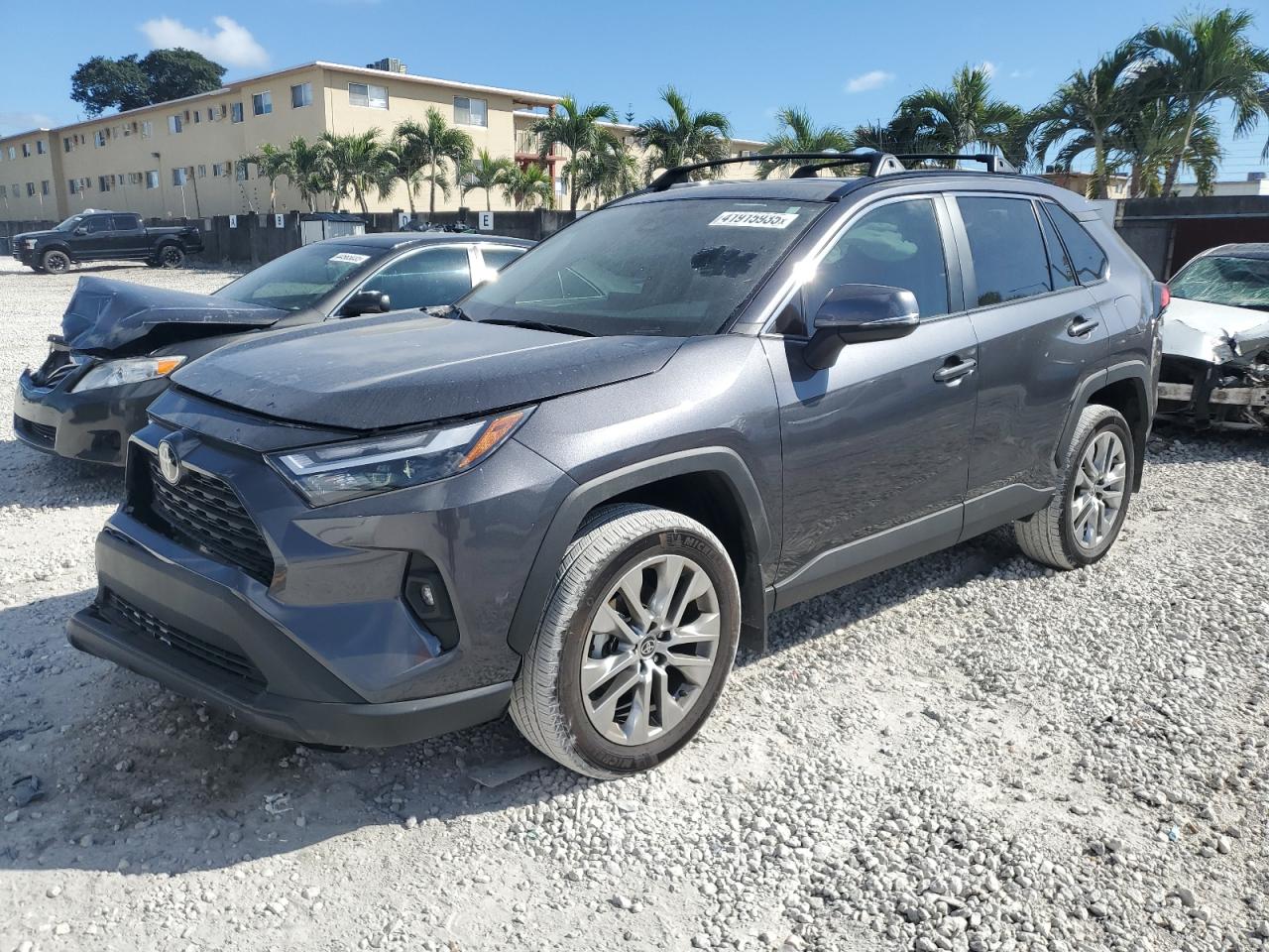 2024 Toyota RAV 4 VIN 2T3C1RFV3RC285692