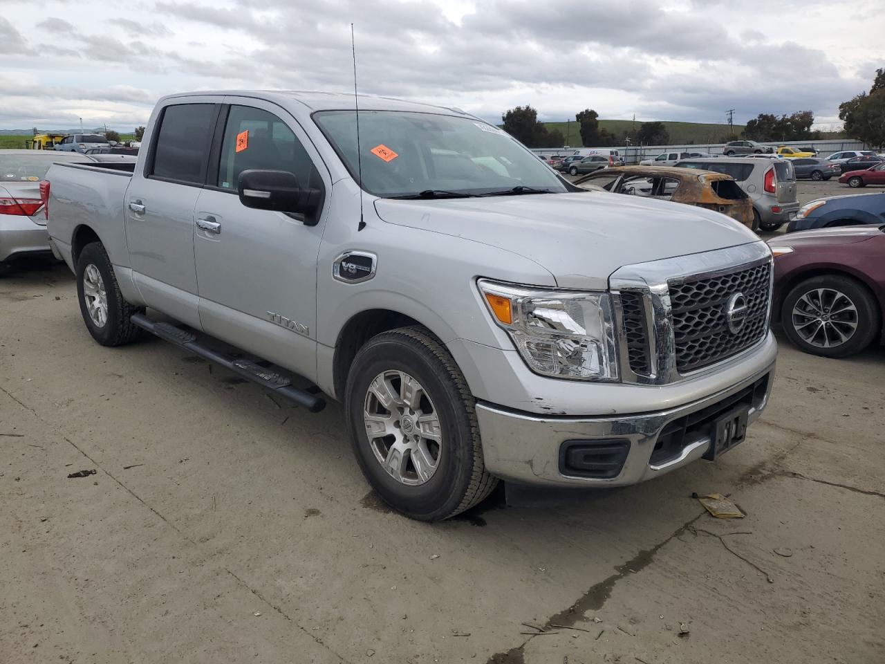 2017 Nissan Titan VIN 1N6AA1EK7HN535419 Copart auction photo, vandalism damage thumbnail 4