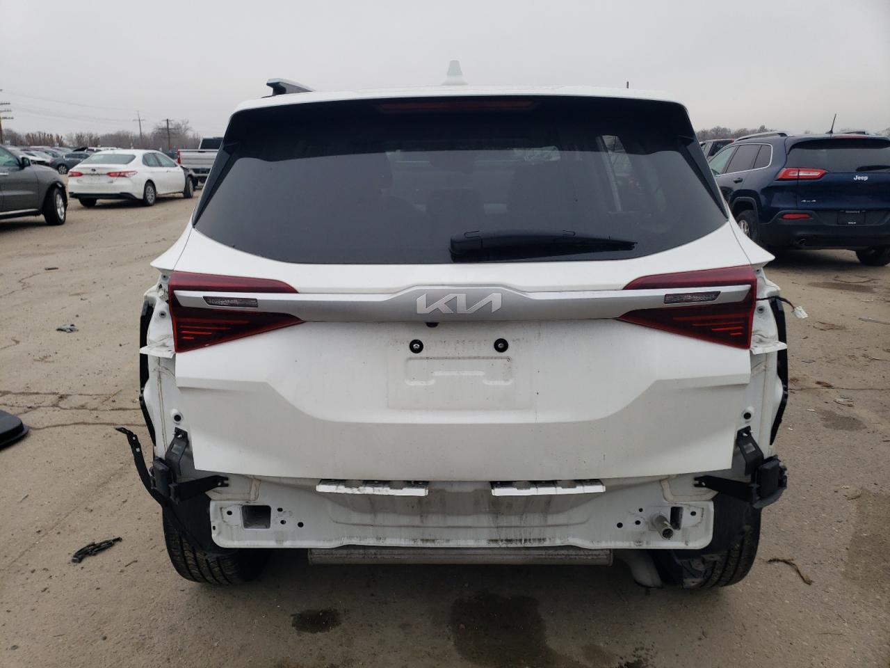 2022 KIA Seltos VIN KNDETCA21N7261148 Copart auction photo, front end / rear end damage thumbnail 6