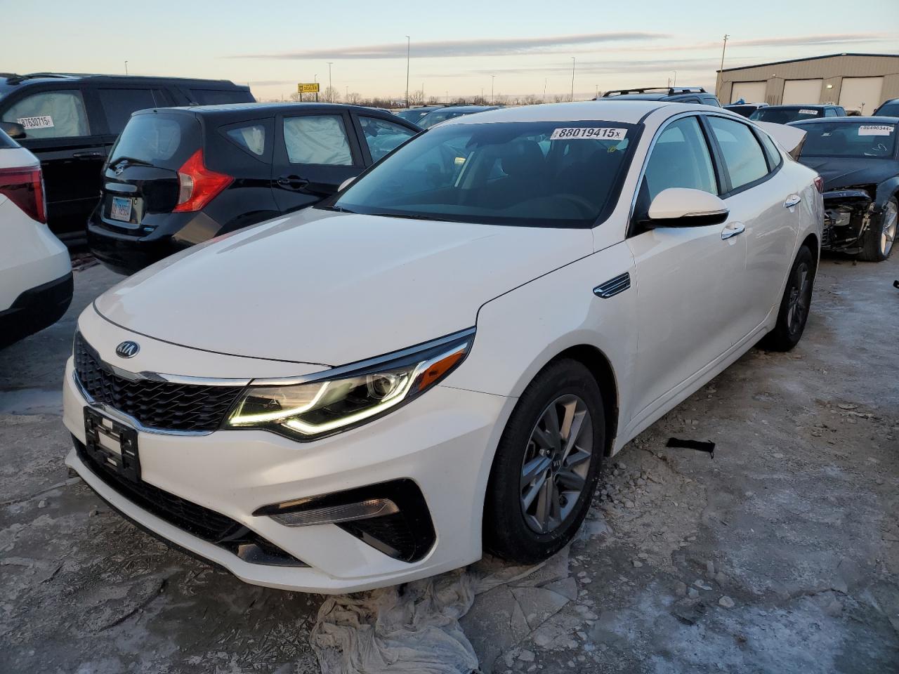 2020 KIA Optima VIN 5XXGT4L35LG436767