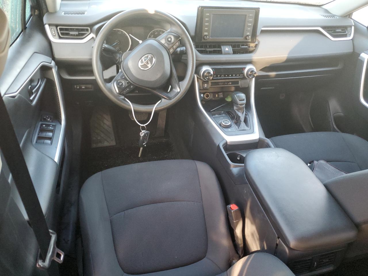 2019 Toyota RAV 4 VIN 2T3MWRFV0KW007004 Copart auction photo, water/flood / minor dent/scratches damage thumbnail 8
