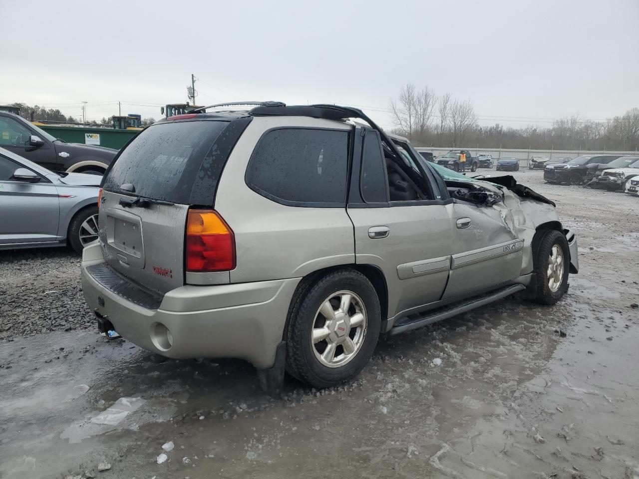 2002 GMC Envoy VIN 1GKDT13S922209793 Copart auction photo, all over damage thumbnail 3