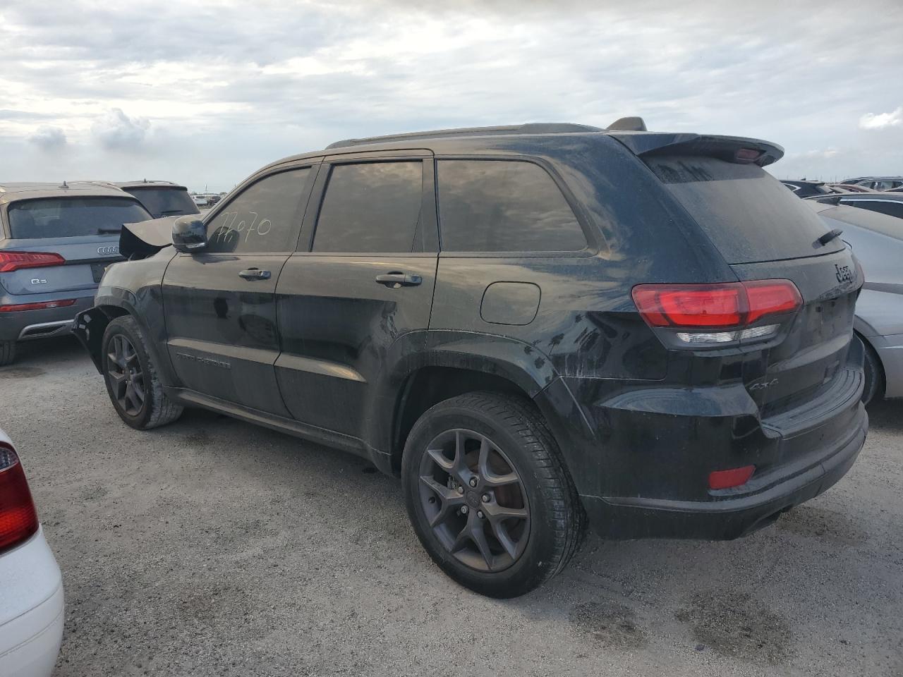 2020 Jeep Grand Cherokee VIN 1C4RJFBGXLC184951 Copart auction photo, front end damage thumbnail 2
