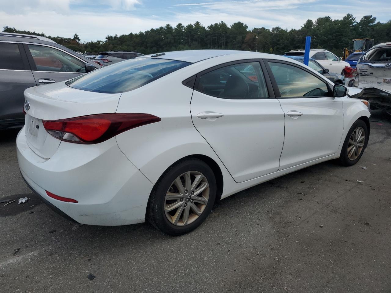 2016 Hyundai Elantra VIN 5NPDH4AE2GH713829 Copart auction photo, mechanical / front end damage thumbnail 3