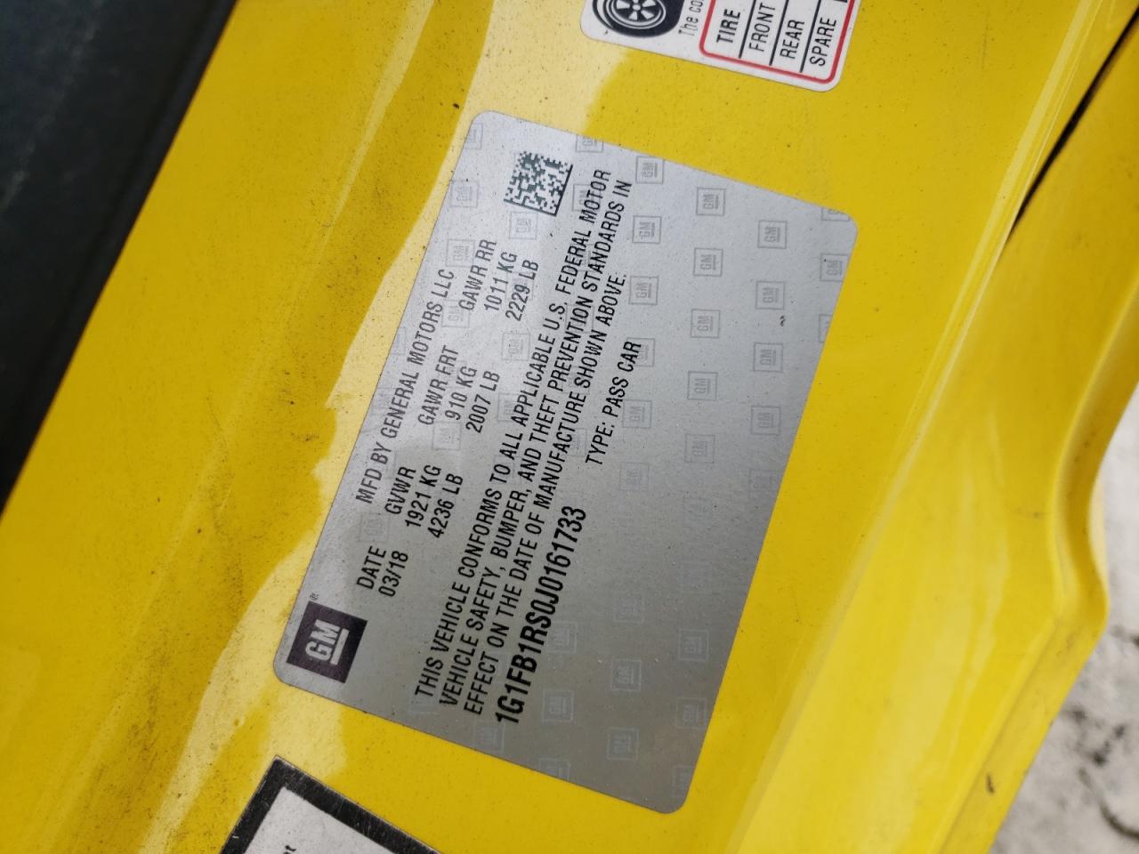 2018 Chevrolet Camaro VIN 1G1FB1RS0J0161733 Copart auction photo, vandalism / minor dent/scratches damage thumbnail 12