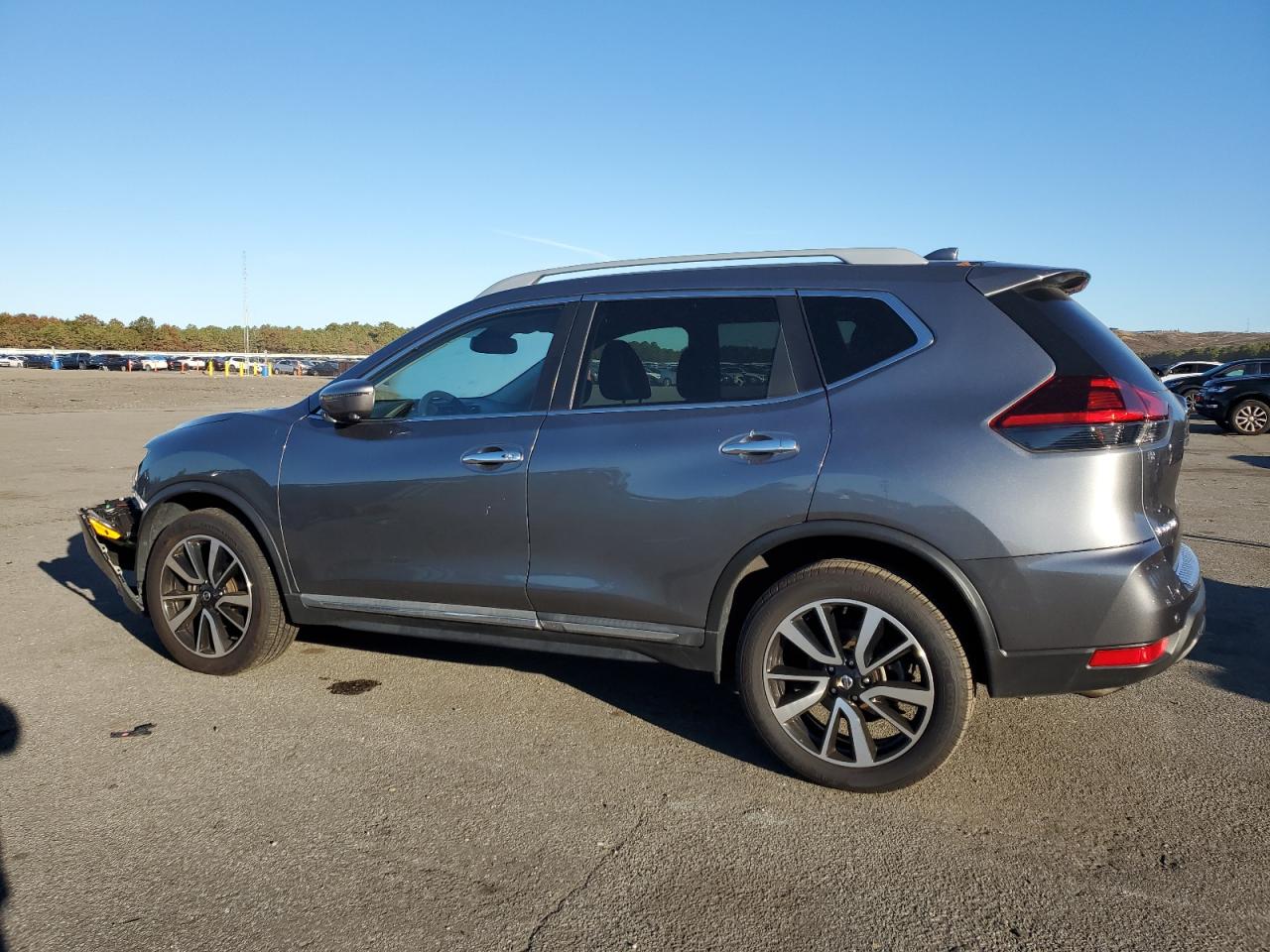 2020 Nissan Rogue VIN 5N1AT2MV3LC768485 Copart auction photo, front end / minor dent/scratches damage thumbnail 2