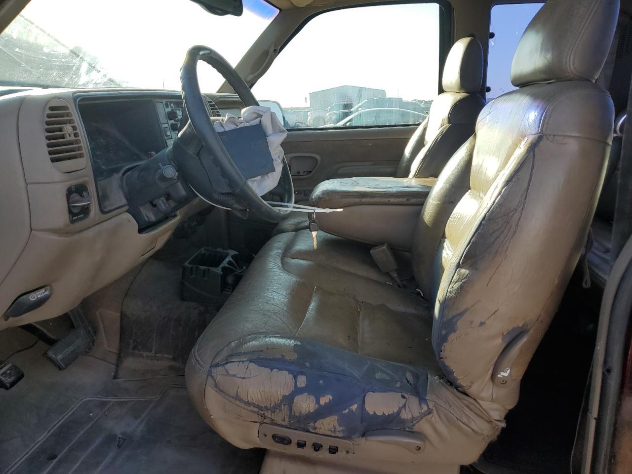 1997 GMC Sierra VIN 1GTEK19R8VE531898 Copart auction photo, front end / minor dent/scratches damage thumbnail 7