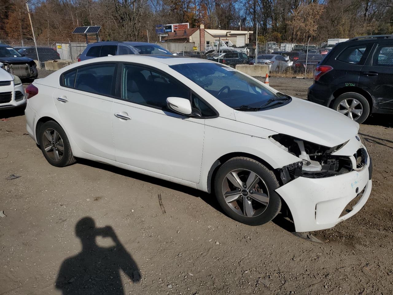 2018 KIA Forte VIN 3KPFL4A72JE218003 Copart auction photo, front end damage thumbnail 4
