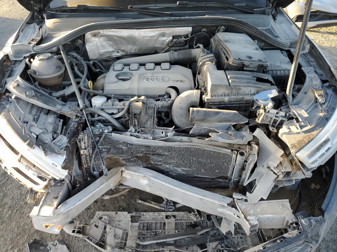 2018 Audi Q3 VIN WA1JCCFS0JR010458 Copart auction photo, front end / side damage thumbnail 12
