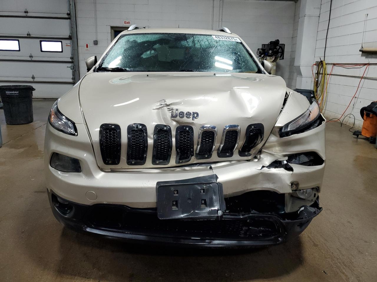 2015 Jeep Grand Cherokee VIN 1C4PJMCS1FW601438 Copart auction photo, front end damage thumbnail 5