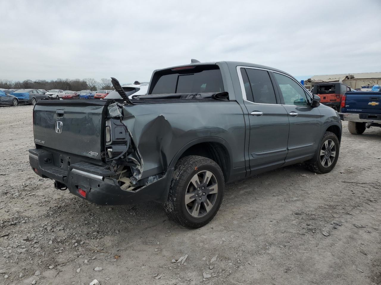 2019 Honda Ridgeline VIN 5FPYK3F70KB004631 Copart auction photo, rear end damage thumbnail 3