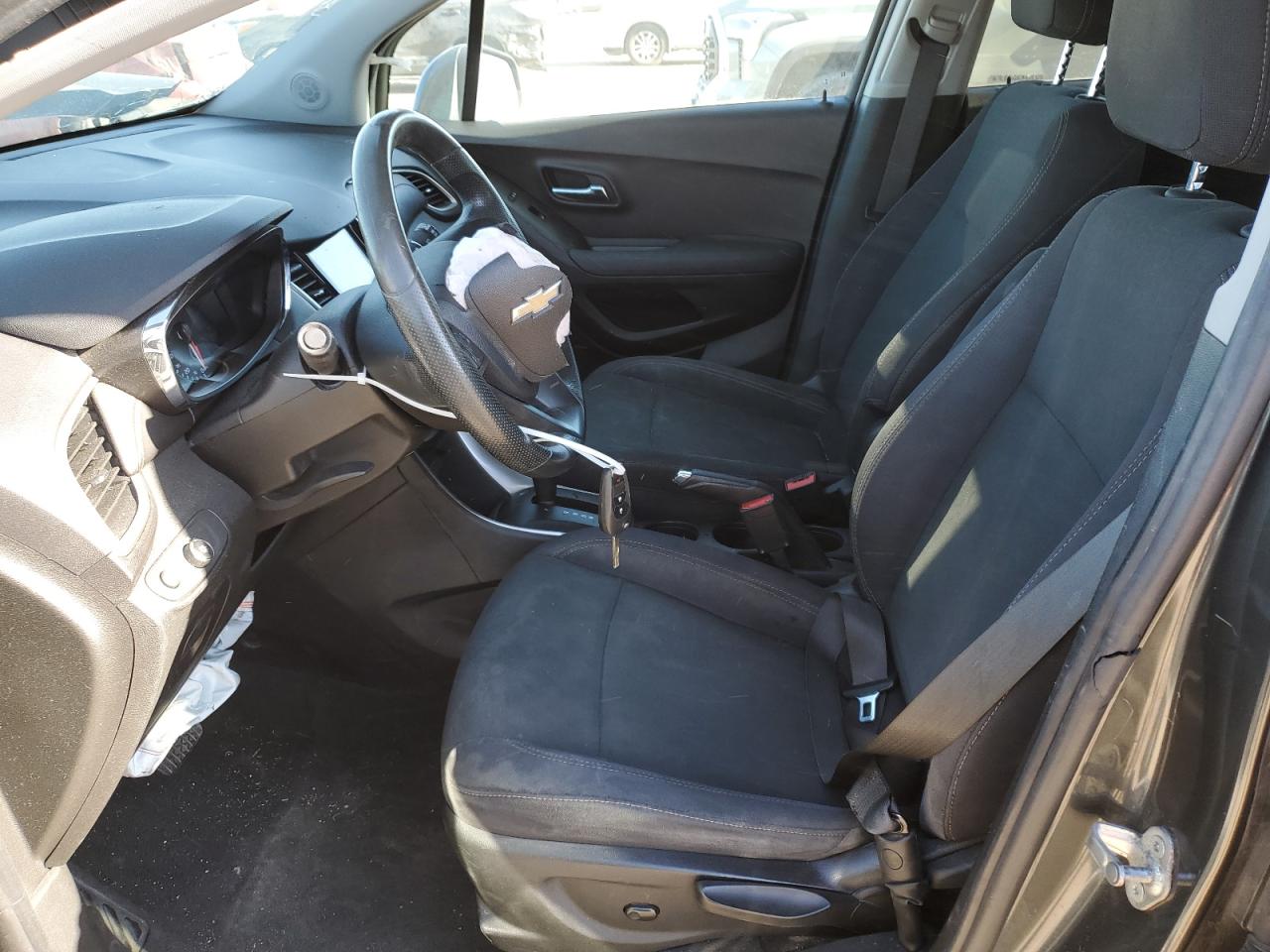 2019 Chevrolet Trax VIN 3GNCJKSB6KL330937 Copart auction photo, front end damage thumbnail 7