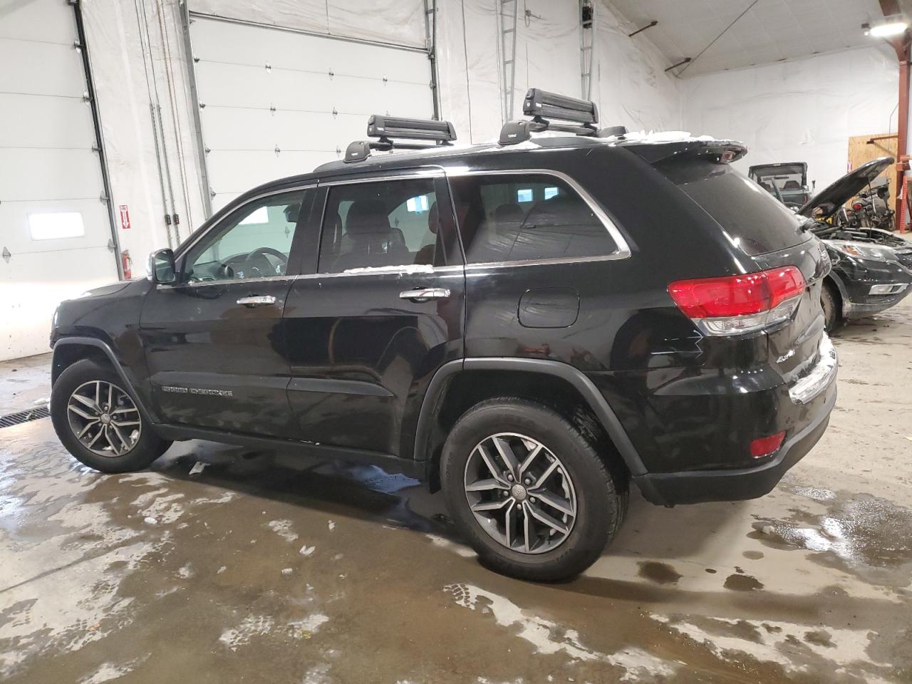 2018 Jeep Grand Cherokee VIN 1C4RJFBG7JC442047 Copart auction photo, front end / all over damage thumbnail 2