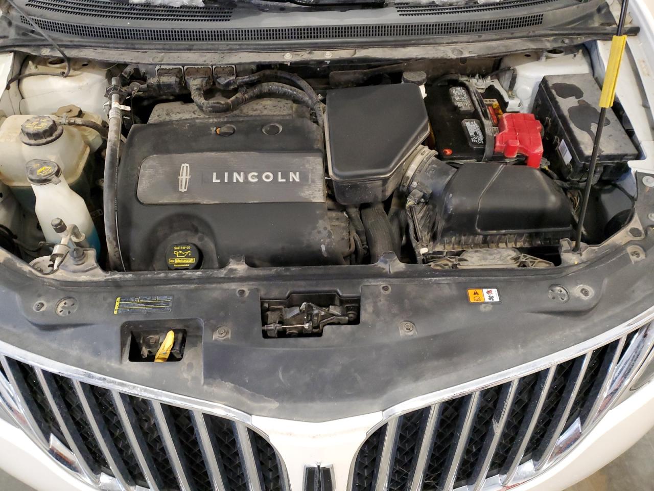 2011 Lincoln MKX VIN 2LMDJ8JKXBBJ08687 Copart auction photo, front end damage thumbnail 12
