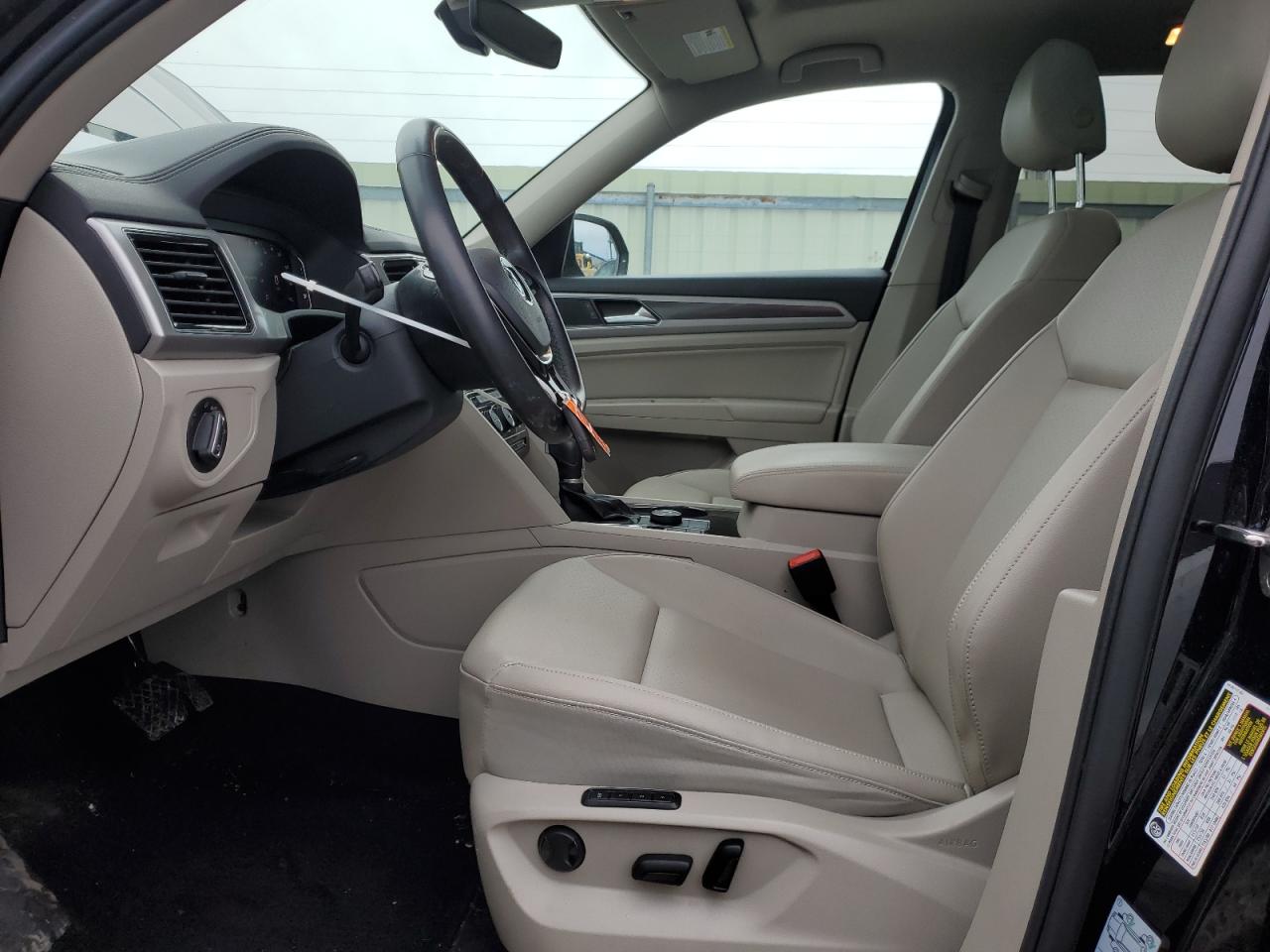 2019 Volkswagen Atlas VIN 1V2MR2CA1KC606690 Copart auction photo, front end damage thumbnail 7
