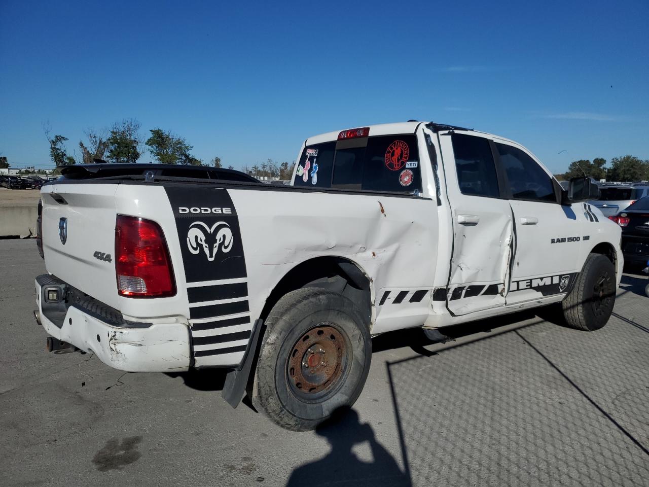 2012 Dodge RAM VIN 1C6RD7HT8CS231053 Copart auction photo, side / rear end damage thumbnail 3