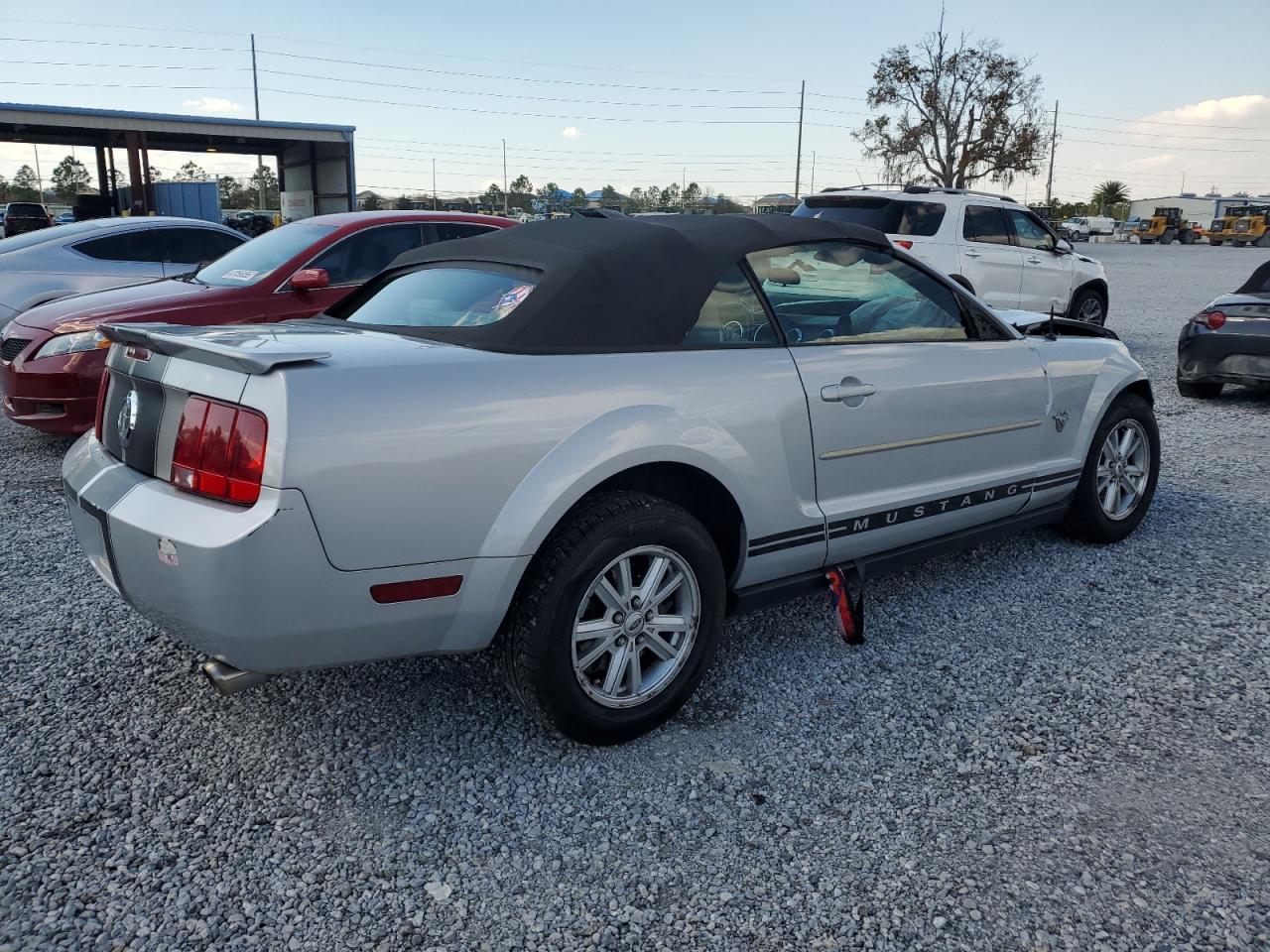 2007 Ford Mustang VIN 1ZVFT84N875201547 Copart auction photo, front end damage thumbnail 3