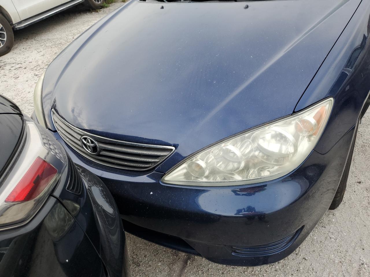 2005 Toyota Camry VIN 4T1BE32K05U400758 Copart auction photo, water/flood damage thumbnail 11