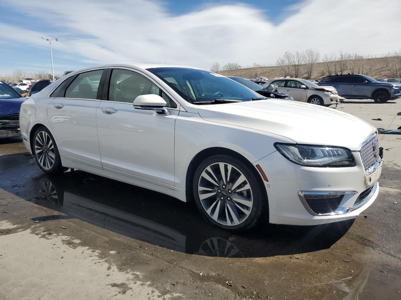2019 Lincoln MKZ VIN 3LN6L5E90KR627544 Copart auction photo, front end damage thumbnail 4
