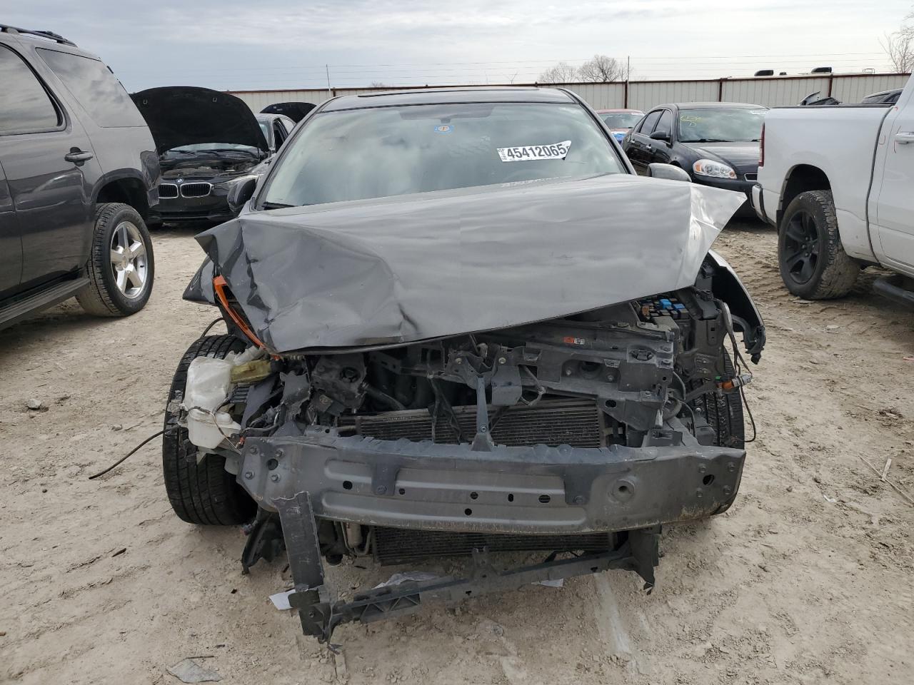 2013 Mazda 3 VIN JM1BL1VP2D1782572 Copart auction photo, front end / minor dent/scratches damage thumbnail 5