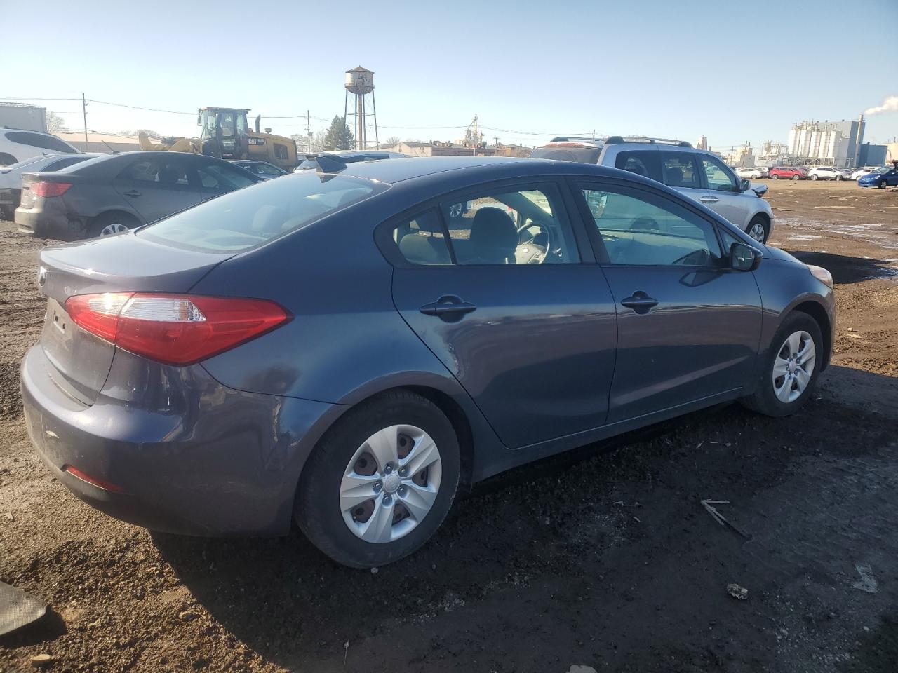 2016 KIA Forte VIN KNAFK4A65G5571797 Copart auction photo, side / rear end damage thumbnail 3