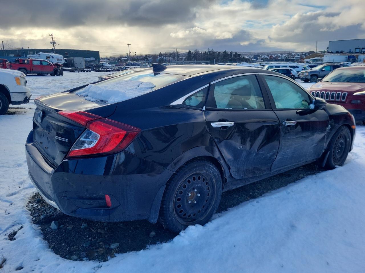 2020 Honda Civic VIN 2HGFC1F93LH105422 Copart auction photo, side / all over damage thumbnail 3