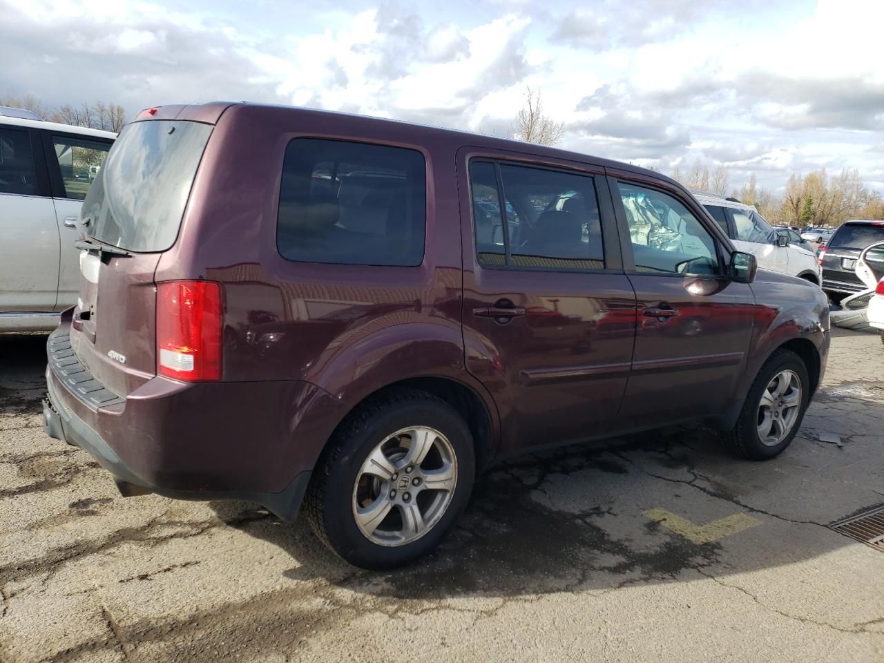 2014 Honda Pilot VIN 5FNYF4H51EB045515 Copart auction photo, rear end damage thumbnail 3
