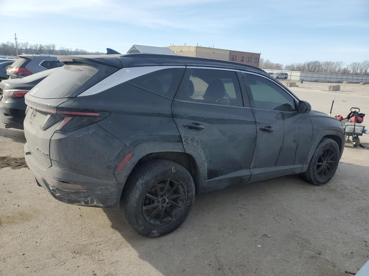 2022 Hyundai Tucson VIN 5NMJBCAE1NH033588 Copart auction photo, side / front end damage thumbnail 3