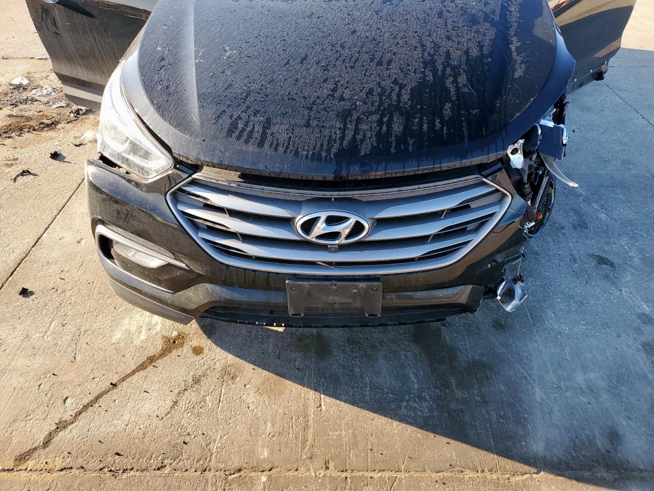 2017 Hyundai Santa Fe VIN 5XYZUDLB7HG463453 Copart auction photo, front end damage thumbnail 14