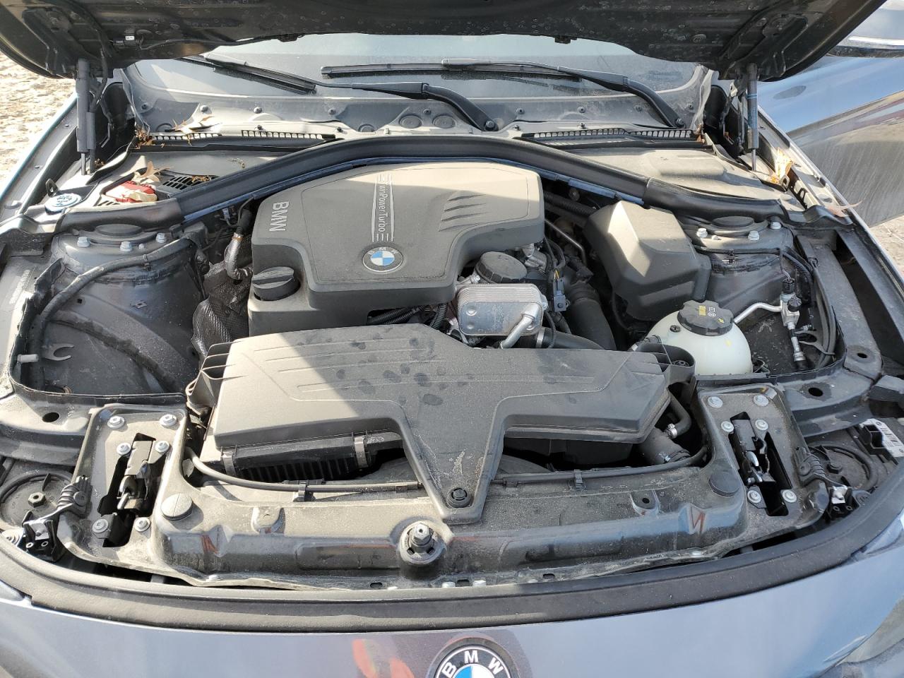 2016 BMW 3er VIN WBA8A3C54GK690792 Copart auction photo, front end damage thumbnail 11