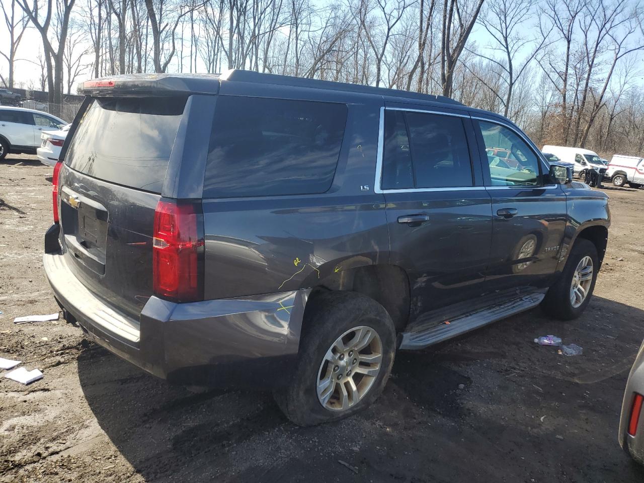2015 Chevrolet Tahoe VIN 1GNSKAKC2FR252599 Copart auction photo, front end / minor dent/scratches damage thumbnail 3