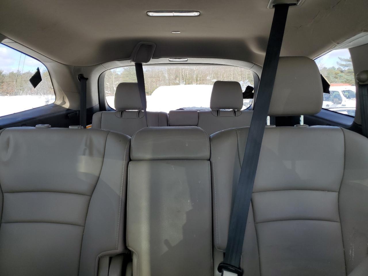 2018 Honda Pilot VIN 5FNYF5H50JB003868 Copart auction photo, all over damage thumbnail 10