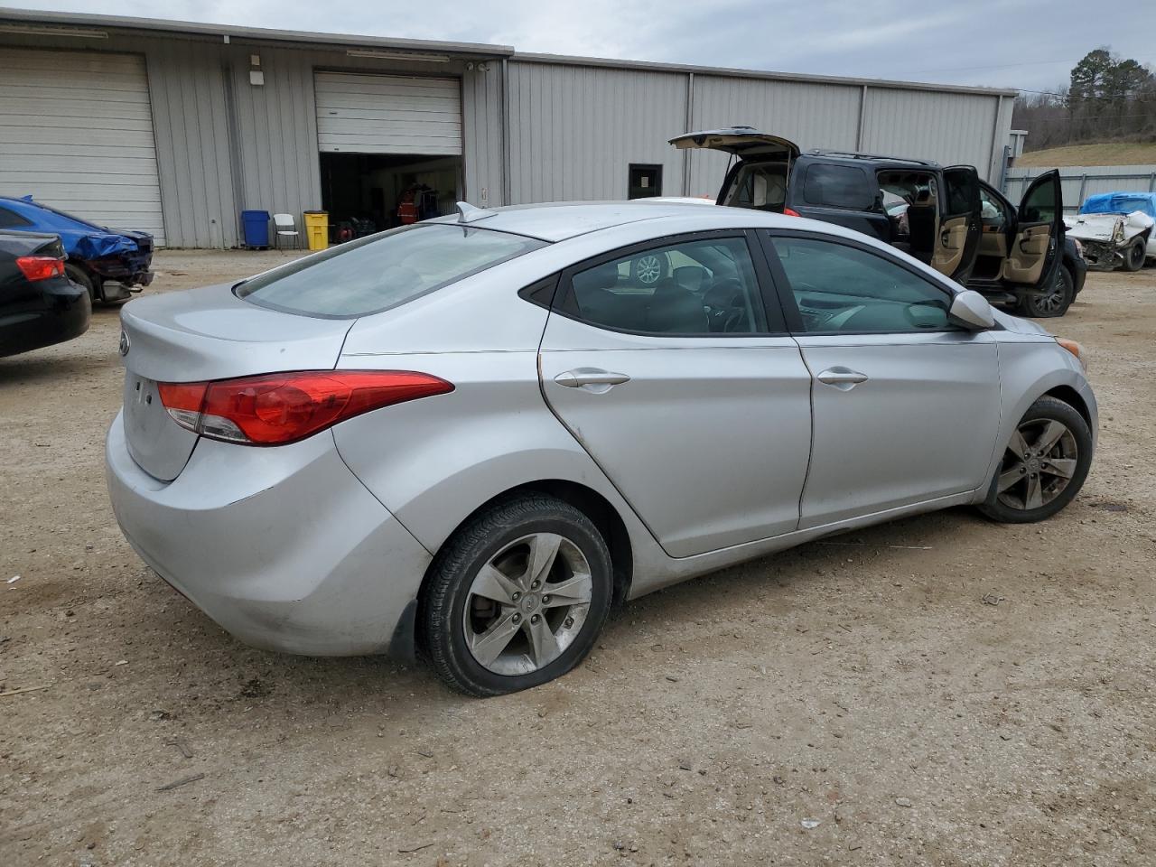 2013 Hyundai Elantra VIN KMHDH4AE8DU928340 Copart auction photo, front end damage thumbnail 3