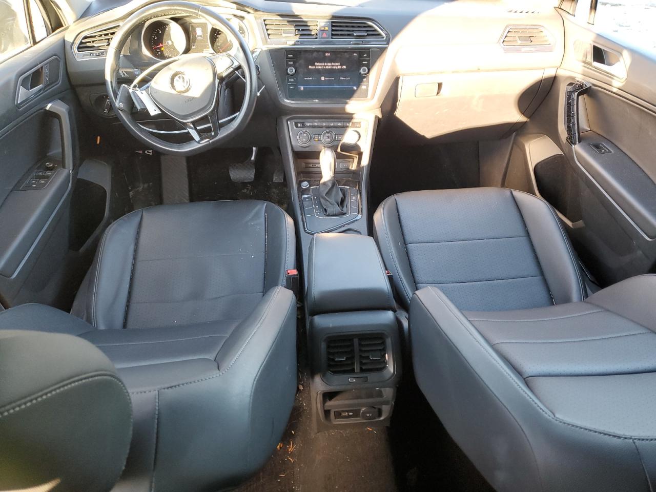 2019 Volkswagen Tiguan VIN 3VV3B7AXXKM076161 Copart auction photo, front end damage thumbnail 8
