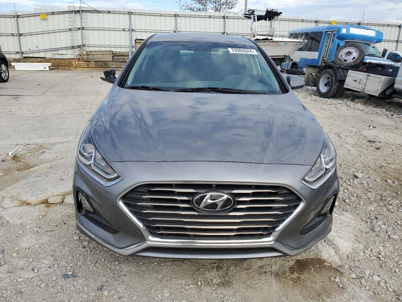 2019 Hyundai Sonata VIN 5NPE24AF6KH751586 Copart auction photo, vandalism / side damage thumbnail 5