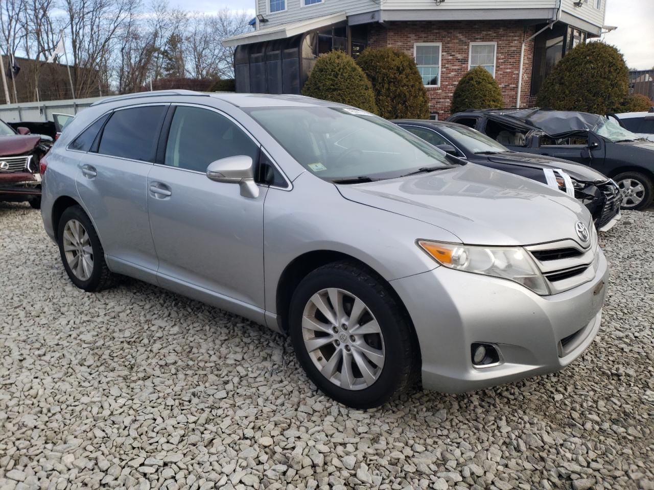 2015 Toyota Venza VIN 4T3BA3BB4FU067226 Copart auction photo, side / minor dent/scratches damage thumbnail 4