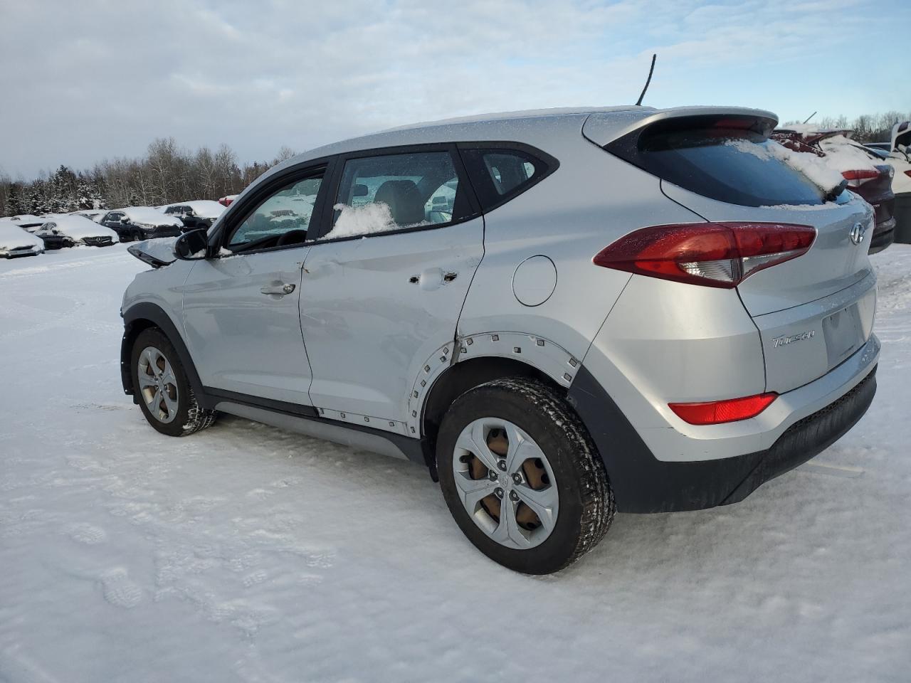 2017 Hyundai Tucson VIN KM8J2CA45HU558086 Copart auction photo, front end / side damage thumbnail 2