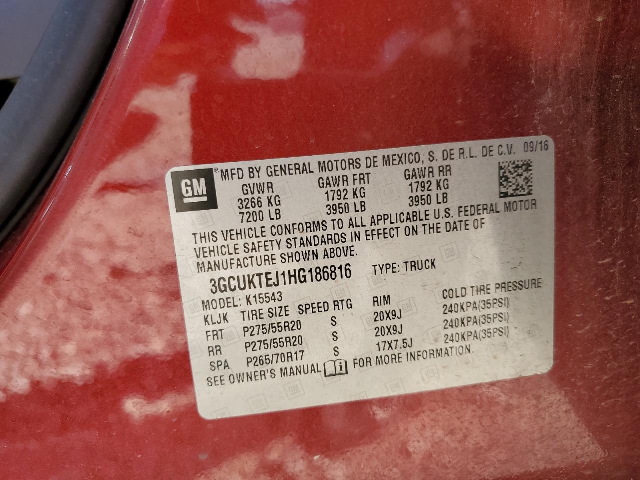 2017 Chevrolet Silverado VIN 3GCUKTEJ1HG186816 Copart auction photo, front end / minor dent/scratches damage thumbnail 14