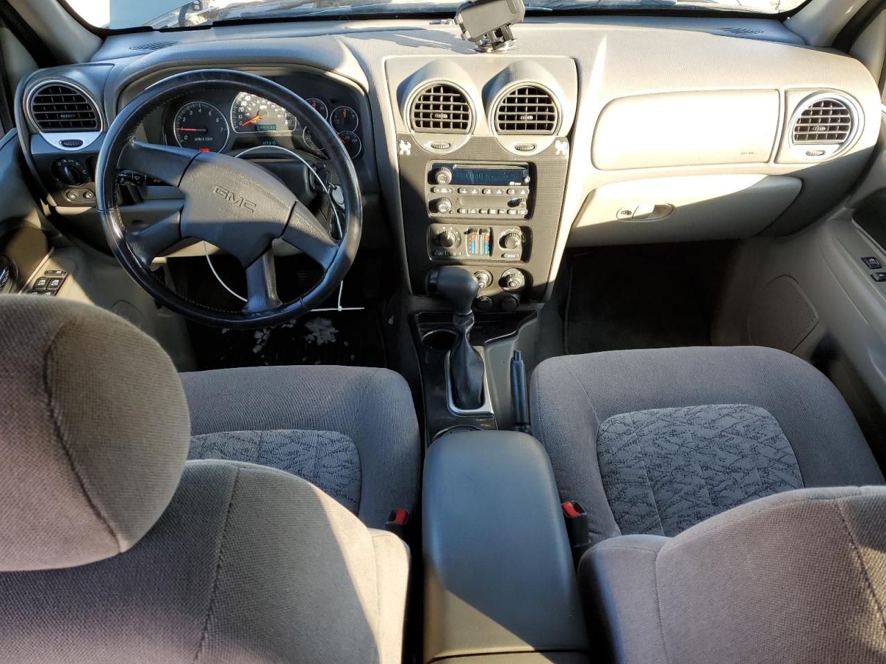 2003 GMC Envoy VIN 1GKDT13S332369928 Copart auction photo, front end / side damage thumbnail 8
