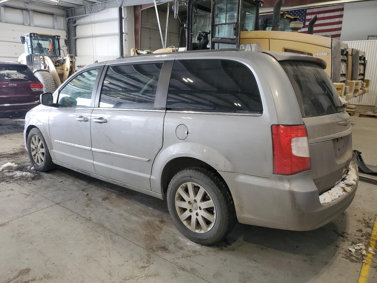2015 Chrysler Town & Country VIN 2C4RC1BG6FR739435 Copart auction photo, front end / rear end damage thumbnail 2